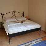Hotel V 3*