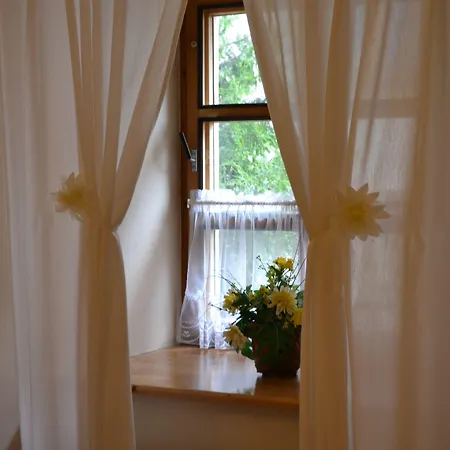 V Hotel Spisska Bela