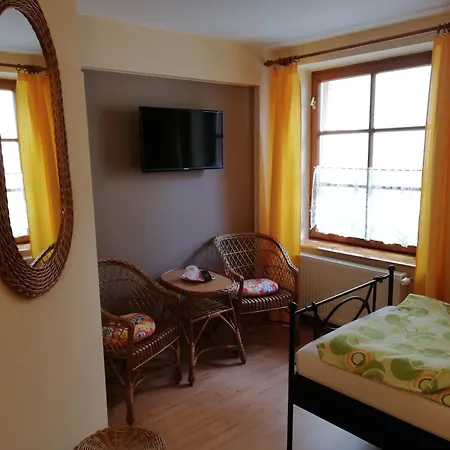 V Hotel Spisska Bela